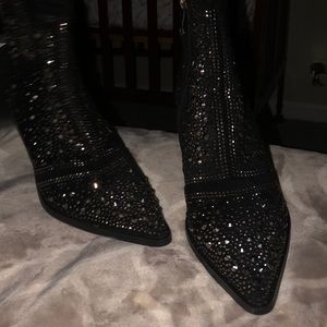 Been in the closet ever since. Sorry just not a heel type of girly